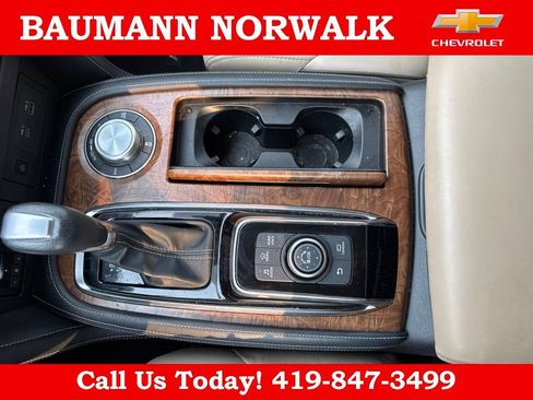 Used 2023 Nissan Armada SL w/ Captain's Chairs Package AWD/4WD image 29