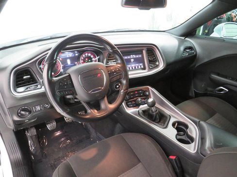 Used 2019 Dodge Challenger R/T image 16