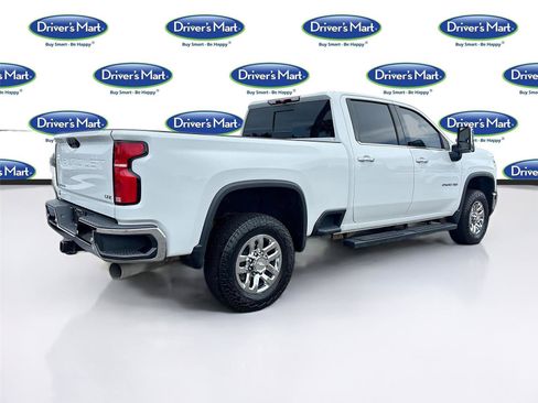Used 2024 Chevrolet Silverado 2500 LTZ w/ LTZ Plus Package image 8