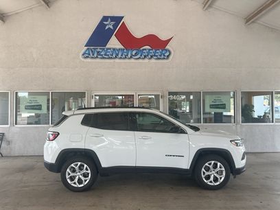 Used 2024 Jeep Compass Latitude
