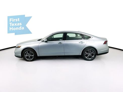 Certified 2025 Honda Accord EX-L image 4