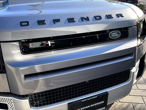 Used 2020 Land Rover Defender 110 First Edition AWD/4WD image 30