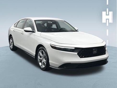 Used 2023 Honda Accord LX image 1