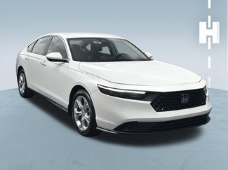 Used 2023 Honda Accord LX video 1