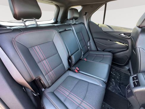 Certified 2024 Chevrolet Equinox RS image 29