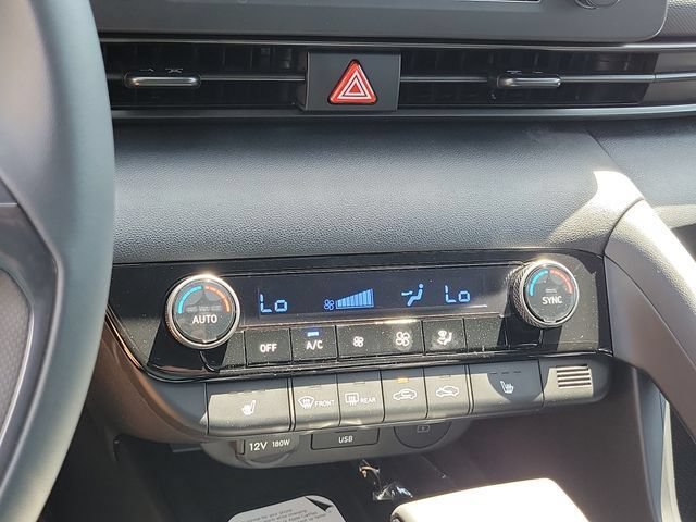 New 2026 Hyundai Elantra SEL Sport FWD image 12