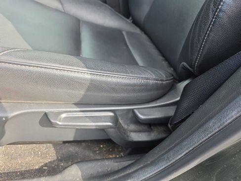 Used 2017 Honda HR-V EX-L image 11