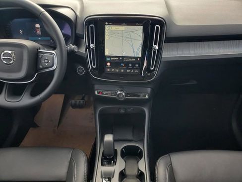 New 2026 Volvo XC40 B5 Core w/ Protection Package Premier image 30