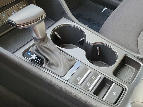Used 2025 Hyundai Sonata SE FWD image 29