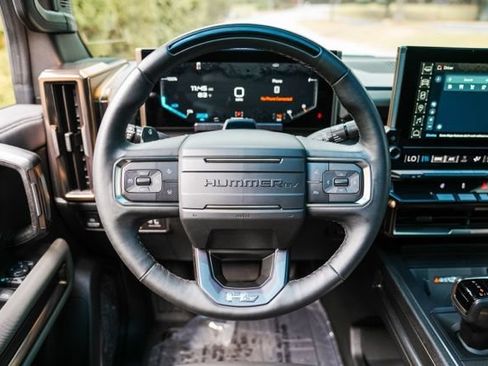 Used 2024 GMC Hummer EV 3X AWD/4WD image 34
