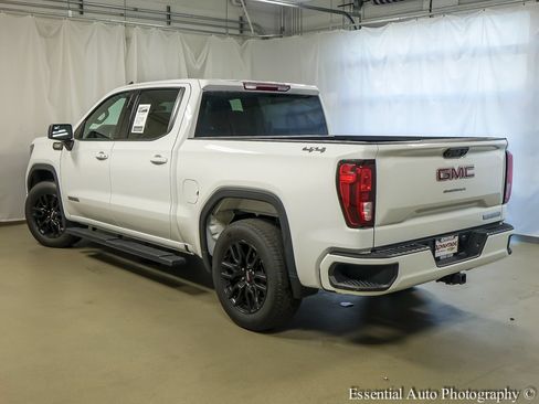 Used 2025 GMC Sierra 1500 Elevation AWD/4WD image 8