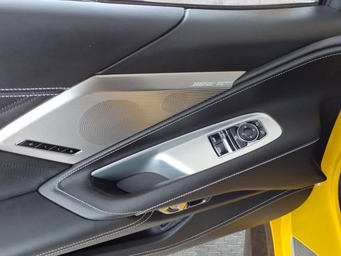 Used 2025 Chevrolet Corvette Z06 image 12