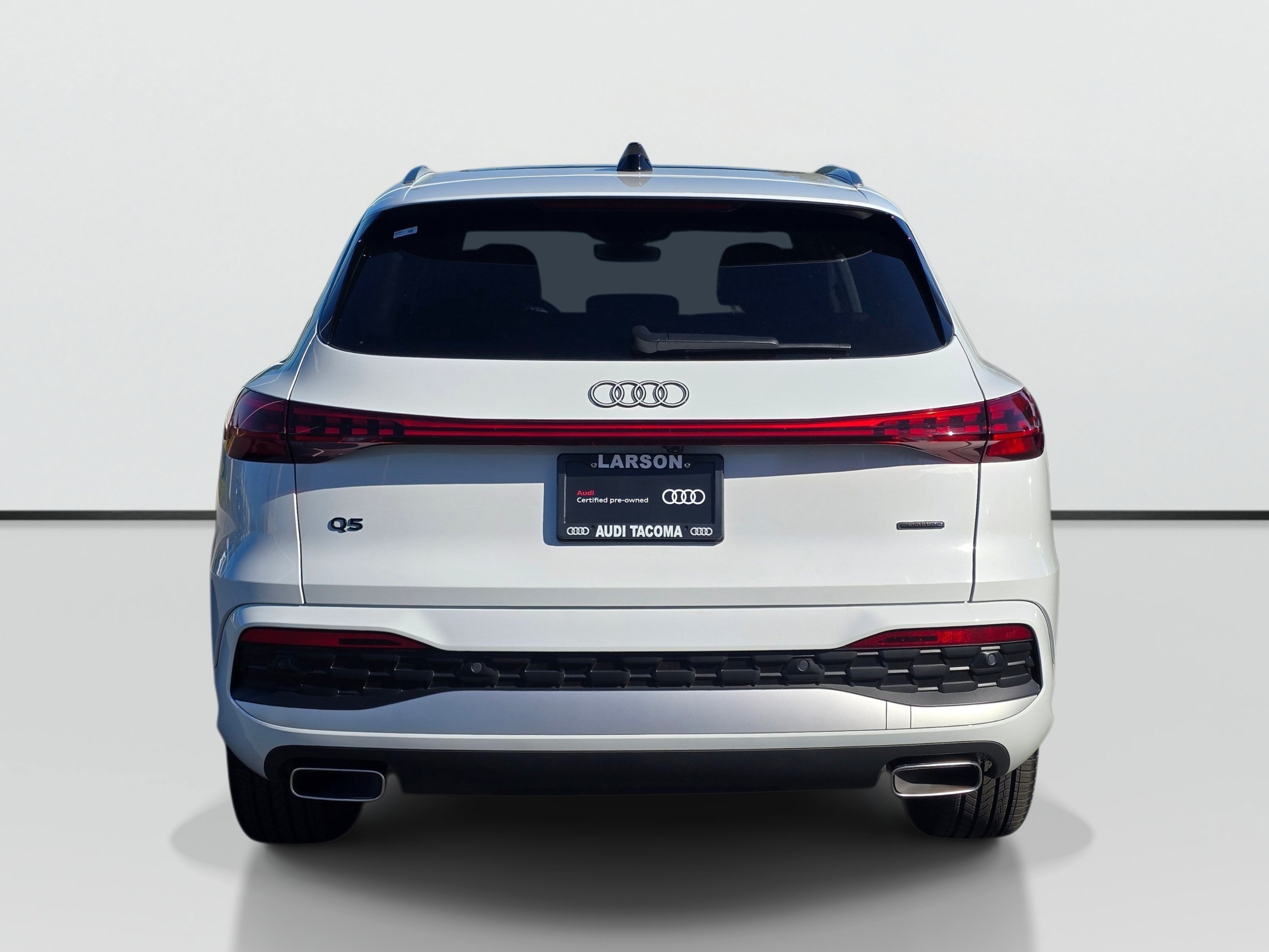 Certified 2025 Audi Q5 Premium AWD/4WD image 4
