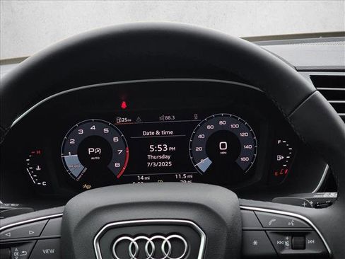 Certified 2025 Audi Q3 2.0T Premium w/ Convenience Package AWD/4WD image 21