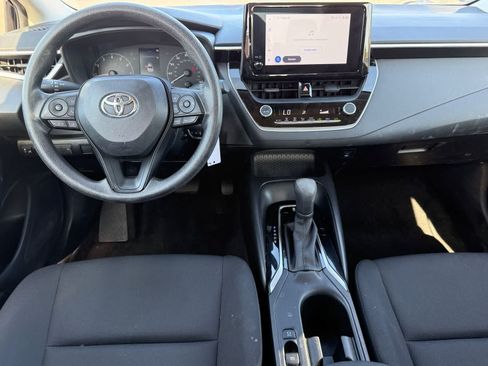 Used 2024 Toyota Corolla LE FWD image 11