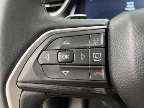 Used 2024 Jeep Grand Cherokee Laredo RWD image 48