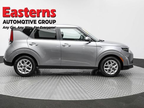 Used 2024 Kia Soul LX w/ Option Group 015 image 4