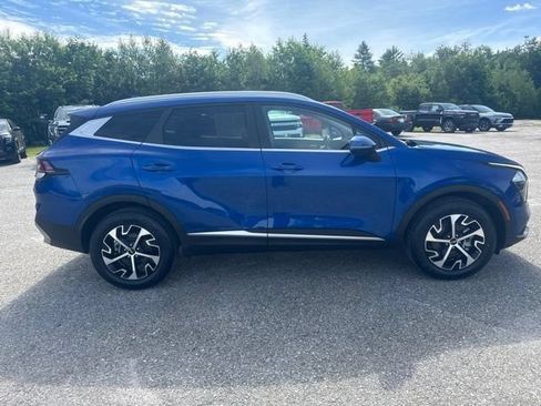 Used 2023 Kia Sportage EX AWD/4WD image 7