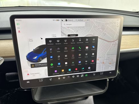 Used 2023 Tesla Model 3 Standard Range RWD image 42