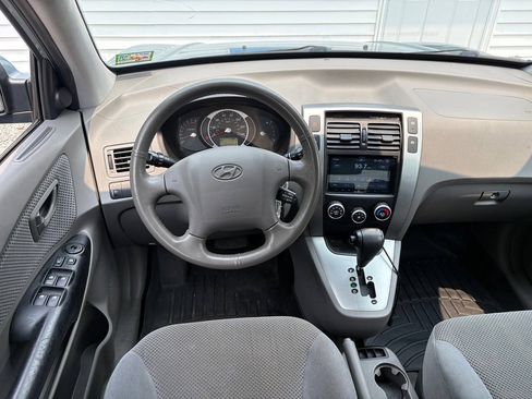 Used 2009 Hyundai Tucson SE FWD image 11