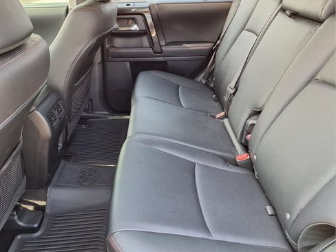 Used 2024 Toyota 4Runner TRD Off-Road Premium AWD/4WD image 11