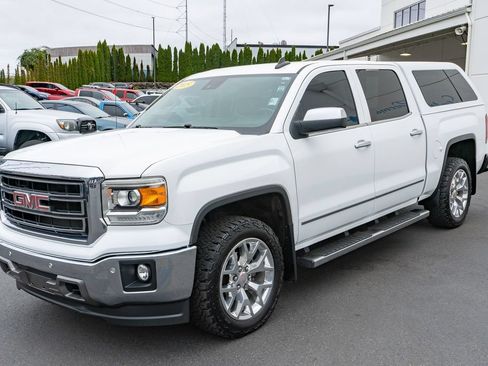 Used 2015 GMC Sierra 1500 SLT w/ SLT Crew Cab Value Package AWD/4WD image 6