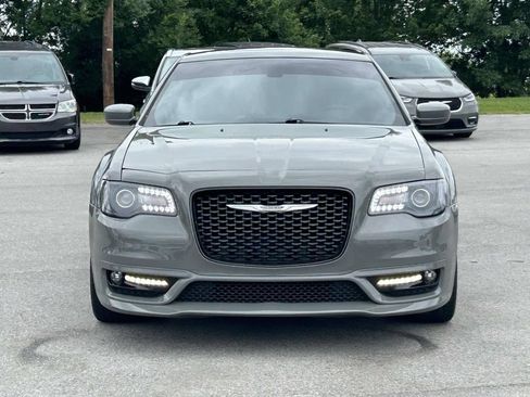 Used 2018 Chrysler 300 S w/ S Model Appearance Package RWD image 2