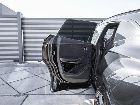 Used 2023 Aston Martin DBX 707 image 23