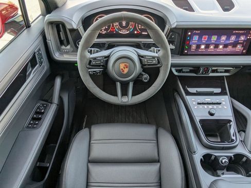New 2026 Porsche Cayenne GTS image 15