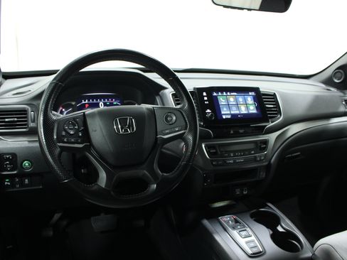 Used 2023 Honda Passport EX-L image 2