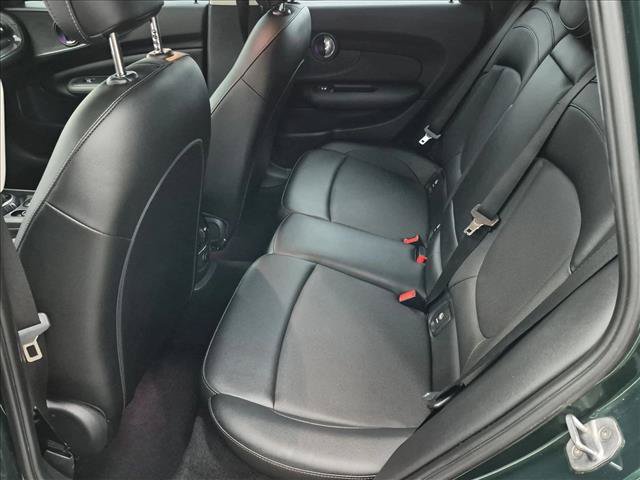 Used 2017 MINI Cooper Clubman FWD image 17