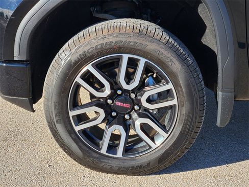 Used 2021 GMC Sierra 1500 AT4 w/ AT4 Preferred Package image 10