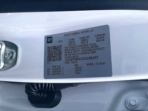 New 2025 Chevrolet Colorado Z71 image 17