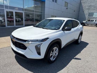 Certified 2025 Chevrolet Trax LS