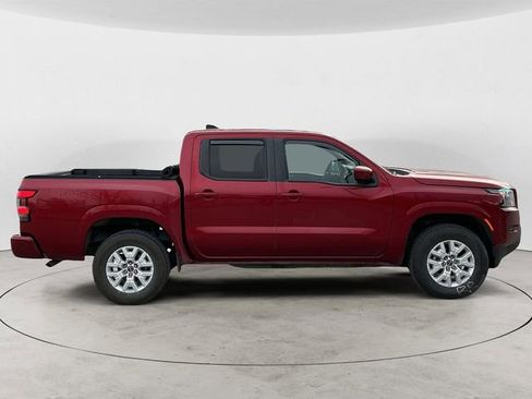 Used 2023 Nissan Frontier SV AWD/4WD image 6