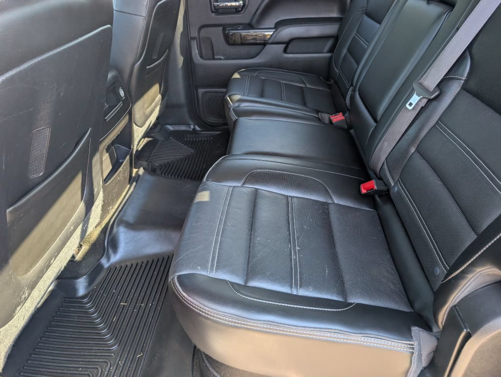 Used 2015 GMC Sierra 2500 Denali w/ Duramax Plus Package AWD/4WD image 9
