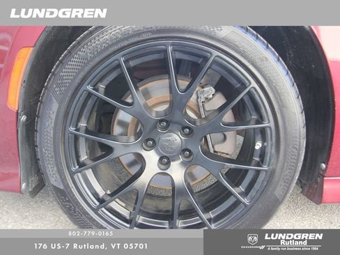 Used 2019 Dodge Charger R/T w/ Plus Group RWD image 12