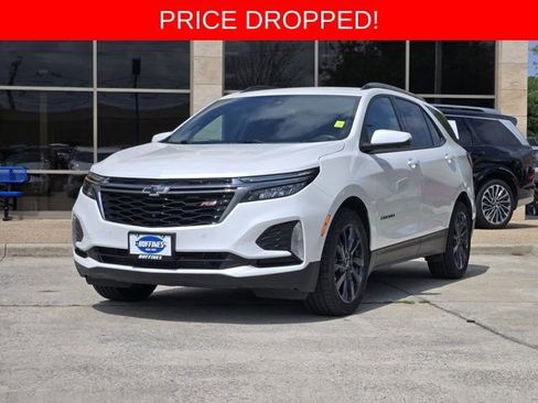 Used 2022 Chevrolet Equinox RS w/ RS Leather Package FWD image 3