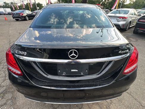 Used 2018 Mercedes-Benz C 300 4MATIC Sedan image 6