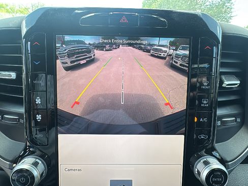 New 2026 RAM 2500 Tradesman AWD/4WD image 18