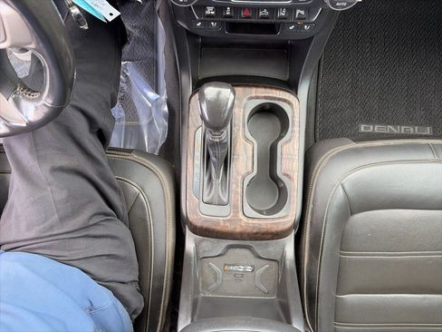 Used 2022 GMC Canyon Denali AWD/4WD image 25