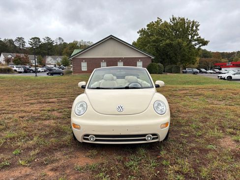 Used 2003 Volkswagen Beetle GLS image 2
