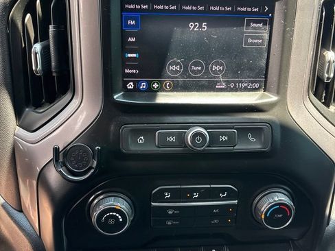 Used 2021 Chevrolet Silverado 1500 Custom w/ Custom Max Trailering Package AWD/4WD image 16