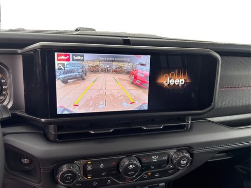 New 2026 Jeep Gladiator Rubicon image 24