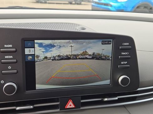 New 2026 Hyundai Elantra Hybrid FWD image 12