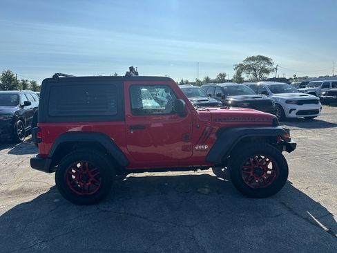 Used 2018 Jeep Wrangler Sport AWD/4WD image 5