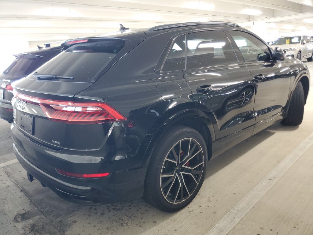 Used 2023 Audi Q8 Premium Plus w/ Premium Plus Package AWD/4WD image 3