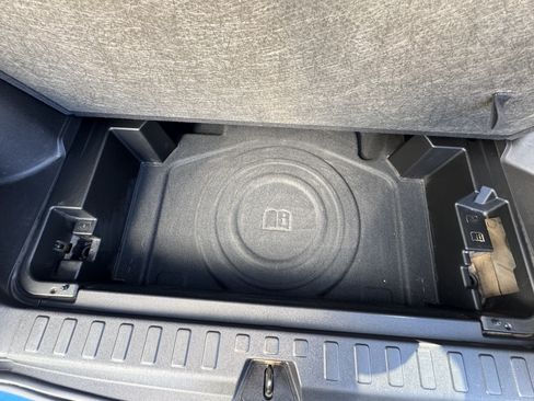 Used 2019 Chevrolet Equinox LT FWD image 9