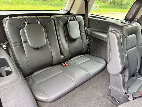 New 2026 Lincoln Aviator AWD image 20