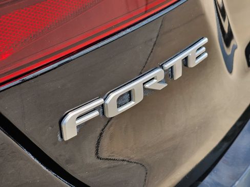 Certified 2024 Kia Forte LXS FWD image 17